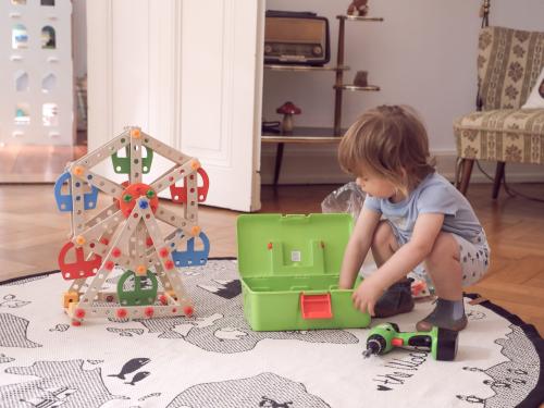 Unboxing: Toy Boxx 05/2020 – Eichhorn Constructor Riesenrad und Werkzeugbox, Musik Holzgitarre und Glibbi BOOM